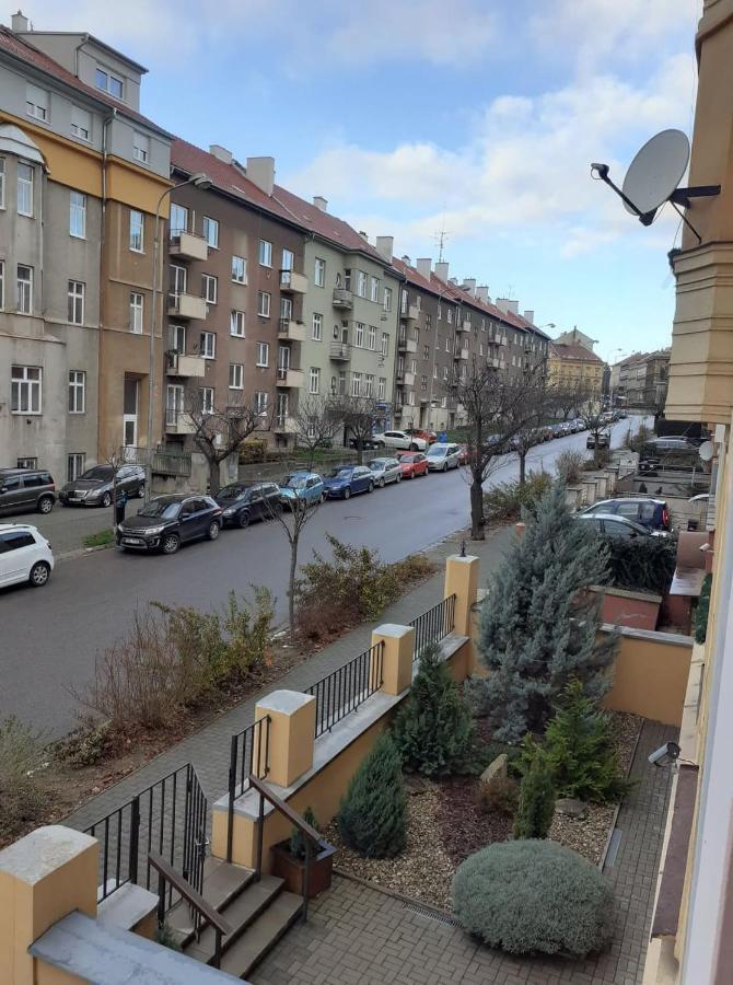 Ubytovani Na Spravnem Miste Znojmo Exterior foto